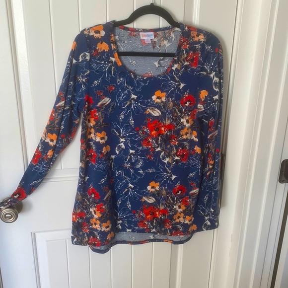 Top - Picture 1 of 1